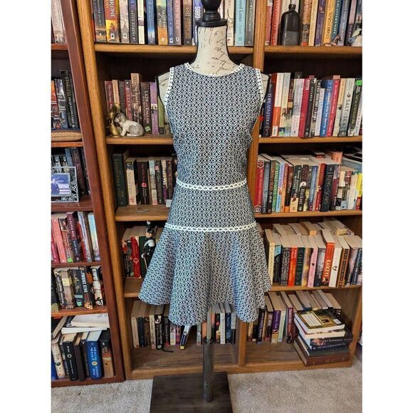 Anthropologie Monique Lhuillier Meagan Geometric Dress Navy Blue & White Size 14 - Picture 1 of 9